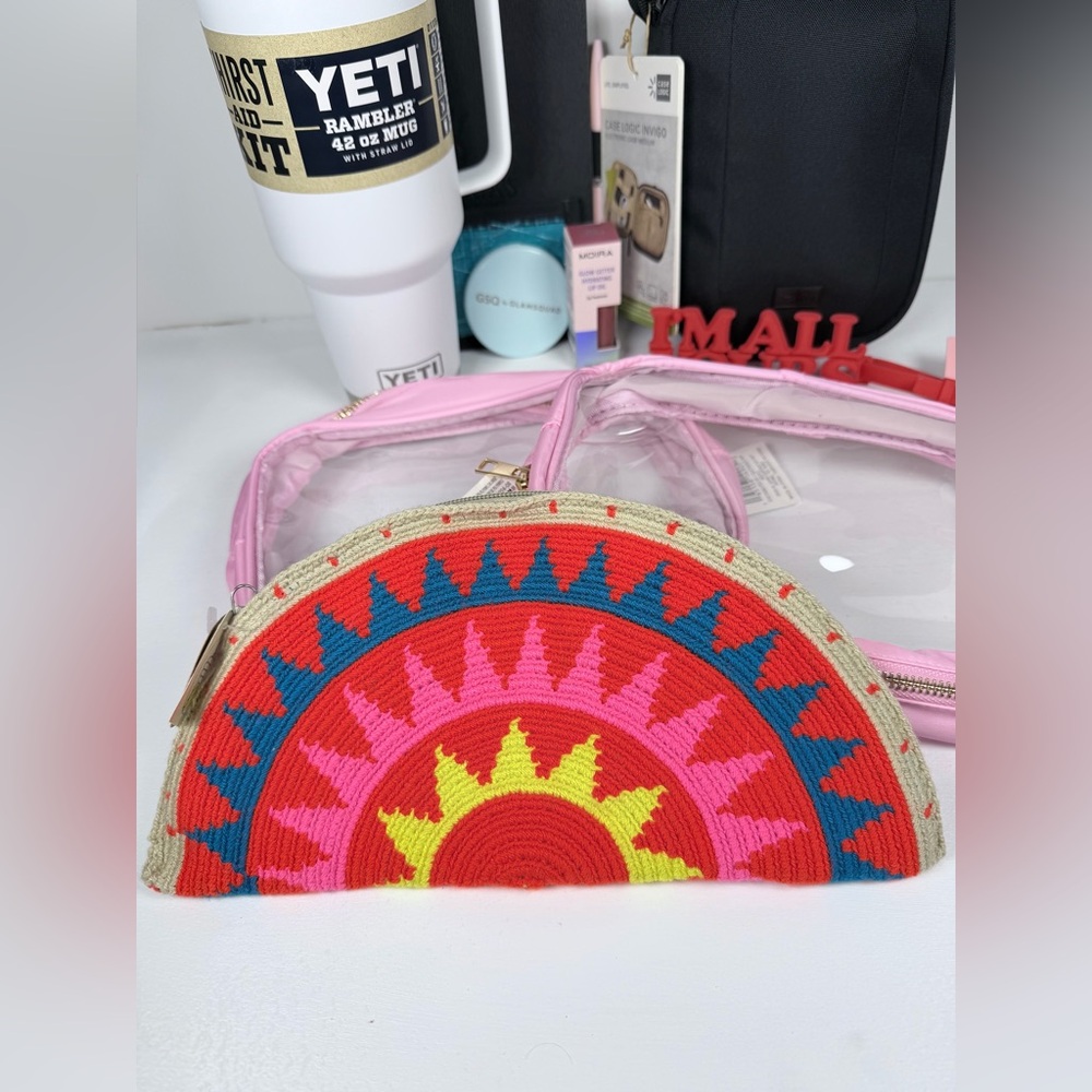 Yeti White Rambler 42oz. Bundle - Picture 4 of 5